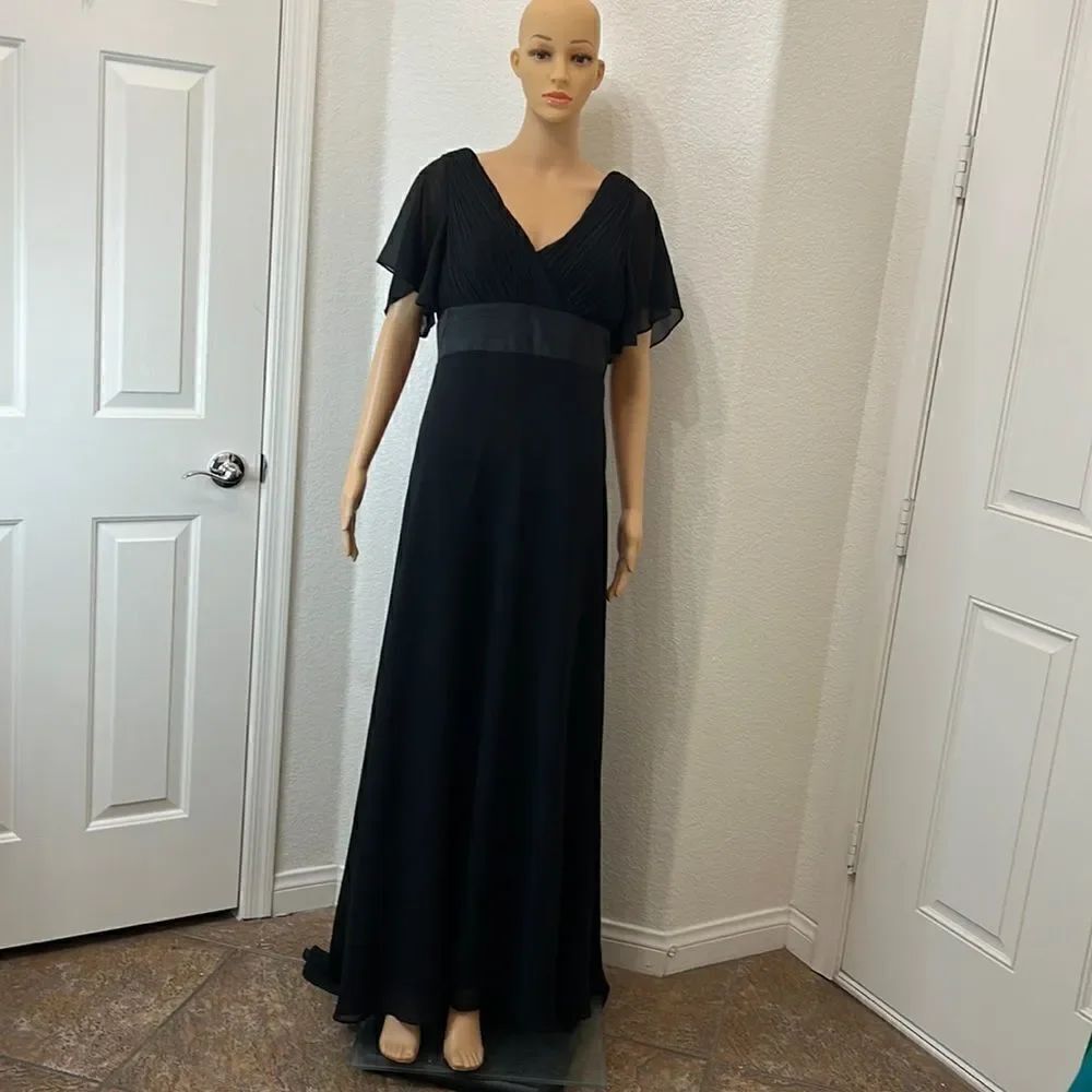 Ever Pretty Black Dress US 10 V Neck Lined Sash Waist Maxi Formal 💯 Polyester